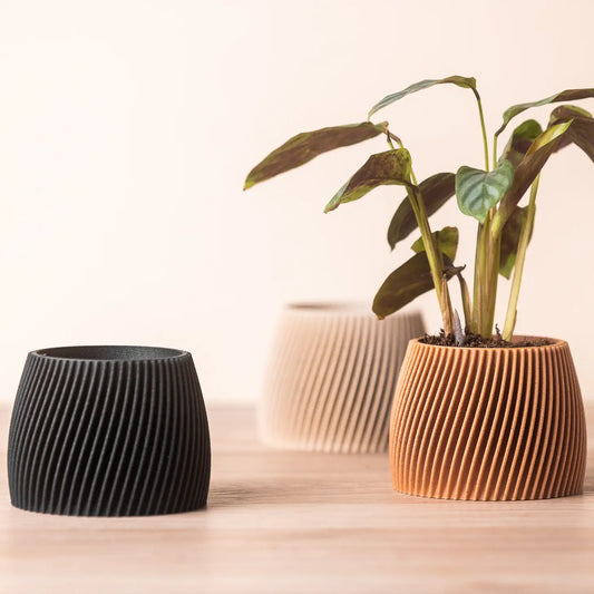 Small Planter Vorte - Made from Recycled Wood and Corn Starch